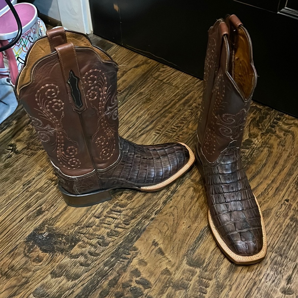 Lucchese Brown and Tan Women's Boots